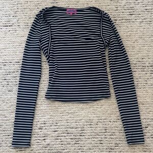 Striped Black and White Long Sleeve Top